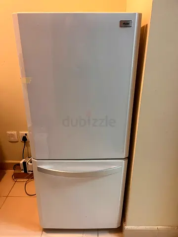 Haier Fridge & Freezer – 138L