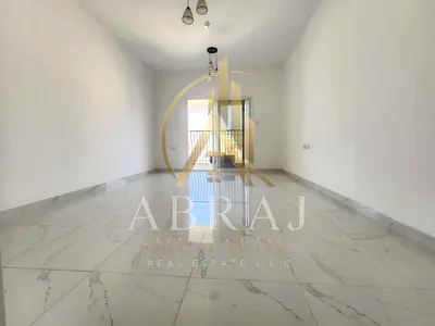 Spacious 1bhk with 2 bath balcony and covered parking