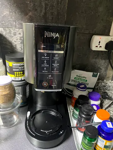 Ninja CREAMi 7-in-1 Ice Cream & Frozen Treat Maker (Excellent Condition)