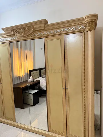 Antique-style large wardrobe / armoire with mirror - cream & gold