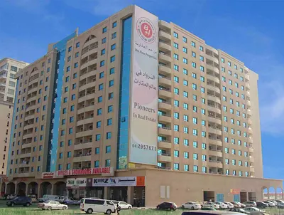 مباشره من المالك غرفه وصاله مساحه شاسعه وموقع مميز