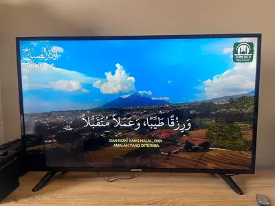 Geepas 50-Inch Full HD LED TV