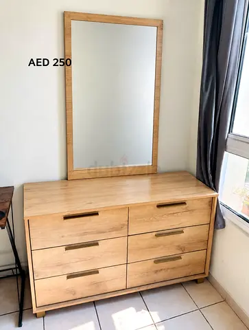 Light Wood 6-Drawer Dresser with Mirror - Good Condition