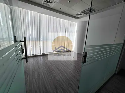 Chiller free Fitted Office 895 Sqft With parking