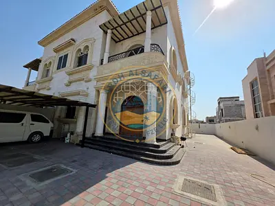 Spacious And Nice 5bhk Villa For Rent IN Hoshi Area Sharjah Close To Sharjah University Jsut For Family Easy Access To Dubai