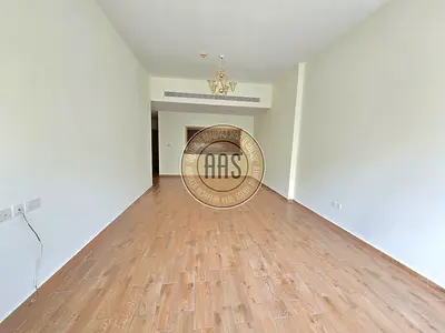 In prime location Chiller free luxurious huge 1bhk with all amenities