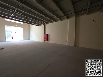 Commercial Showroom for Rent in Al Jurf Industrial Area 1, Ajman | 3,600 Sq. Ft. | Mezzanine