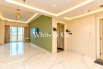 Vacant | Upgraded | Terrace | Low floor