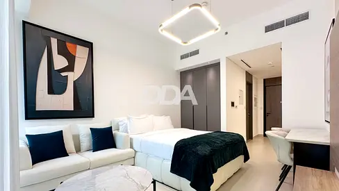 ELEGANT STUDIO | FIRST OCCUPANCY | SMART HOME
