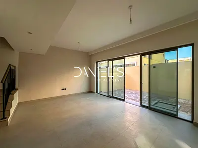 Single Row | Middle Unit | 4 BR Townhouse