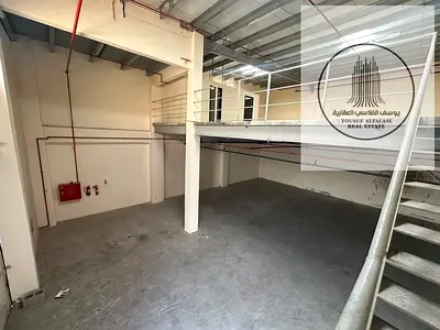 4,400 sq. ft. warehouse | 40 kW electricity.