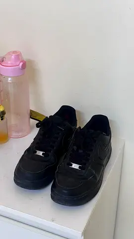 Used black Nike Air Force 1 sneakers, men’s size (43)