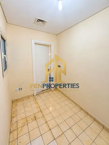Spacious 4BR Apartment | Fitted Wardrobes | Separate Kitchen