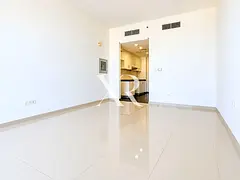 SPACIOUS UNIT | PARK VIEW |TENANTED