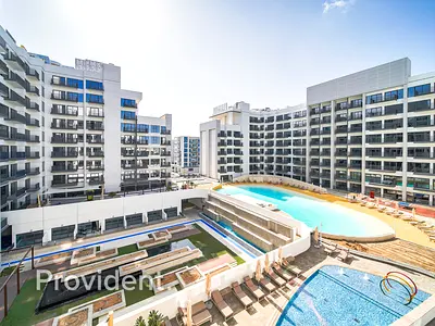 Lagoon View | Brand New | Stylish Living