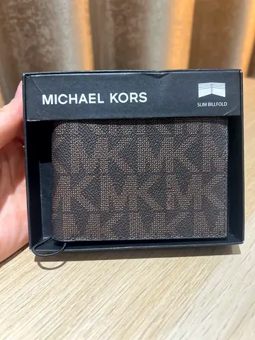 🤎Michael Kors Slim Billfold Wallet-New