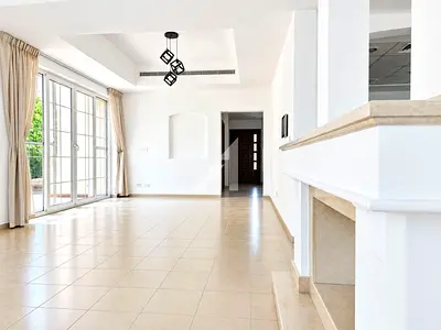 Maintenance Contract|Upgraded kitchen| Exclusive
