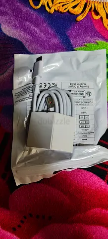 USB-C Fast Charger with Cable (Like-New) — Comes with Original Cable