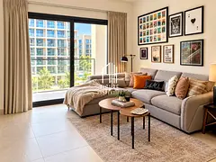 Spacious 1 Bedroom + Study Room | Community Amenities | Vacant on Transfer