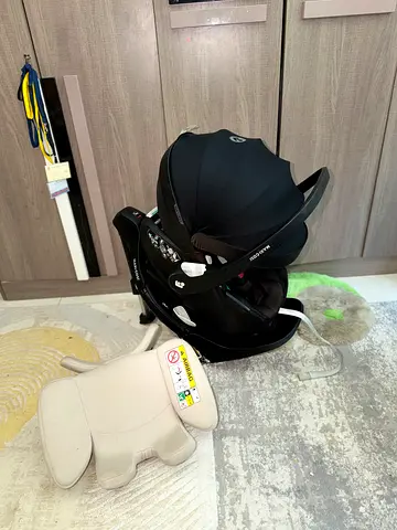 Maxi-Cosi Infant Car Seat with Base family fix pro 360 degree