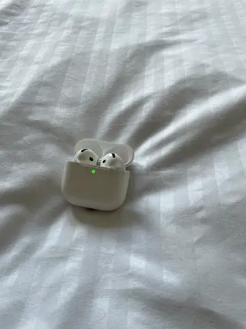 Apple air pods 4 original