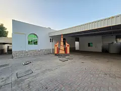 Big parking yard All master room 4 bedroom hall maid room spacious single story villa 85k