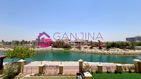 Spacious Townhouse for rent inn Al Hamra Village | 4BHK + Maid's room | Stunning Lagoon View