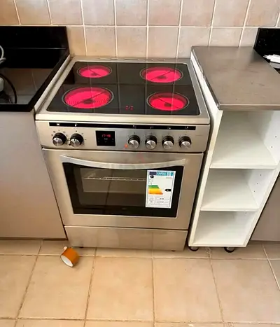 Hoover 4 Hobs Full Electric Ceramic Cooker Range Size 60cm