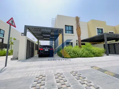 4 BEDROOM TOWNHOUSE CORNER UNIT