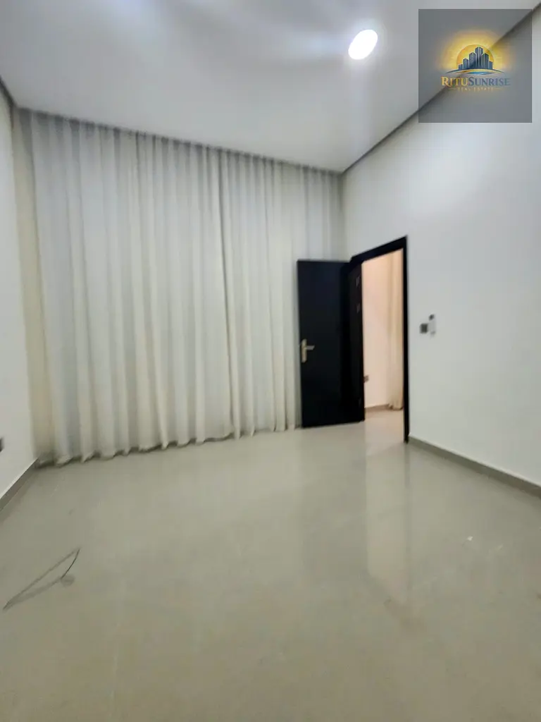 SPACIOUS 1 YEAR OLD 1BR (ELEVATIOR) RESERVE CAR PARKING VACANT