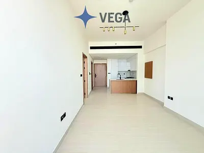 HIGH FLOOR | SKYLINE VIEW| MODERN & SPACIOUS