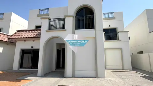 SINGLE ROW; 4 BEDROOMS + MAIDS ROOM ; READY TO MOVE VILLA.