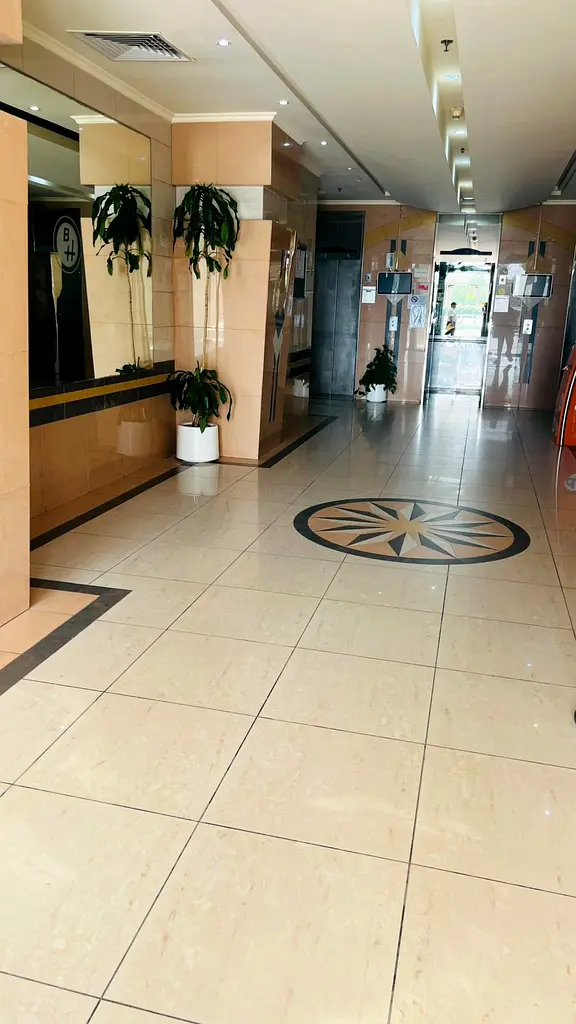 gallery-image