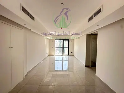 غرفتين وصالة للإيجار في التعاون ثاني ساكن بتشطيب حديث وغرف ماستر وإطلالات مفتوحة بدفعات مرنه