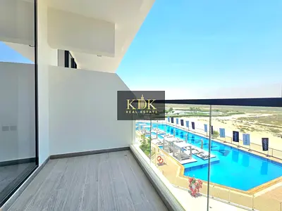Modern Studio | Pool View | Pay in 4 Cheques