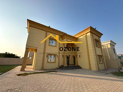 Huge villa for rent at prime location