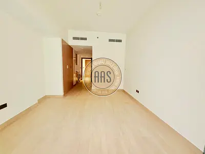 استوديو حديث | عزيزي ريفييرا 35 | إطلالة على المدينة