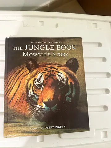 The Jungle Book: Mowgli's Story (Illustrated edition)
