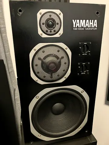 Yamaha NS1000 monitor speakers
