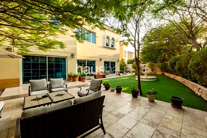 Upgraded Kitchen & Flooring | 6,079 sq.ft | VOT
