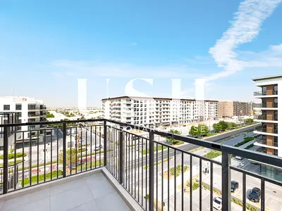 HIGHER FLOOR | VACANT | READY TO MOVE