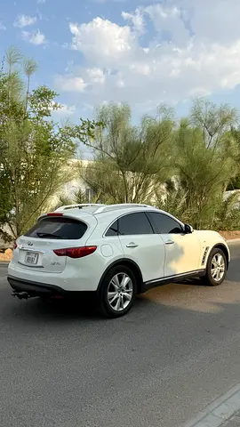 صورة 4 لـ 2014 Infiniti QX70