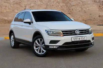 2017 Volkswagen Tiguan SEL, Single Owner, Full Agency Service History, GCC S