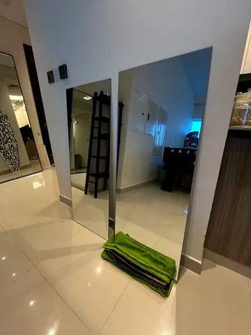 Set of 2 Wall Mirrors