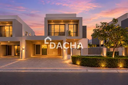 Exclusive | Huge Corner Plot | Greenbelt