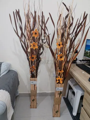 Pair of decorative tall dried flower floor vases in wooden planters
