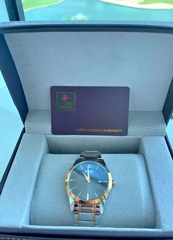 Joial two-tone men's wristwatch with box and international warranty