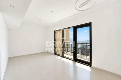 Spacious | Full Sea and Downtown Skyline Views