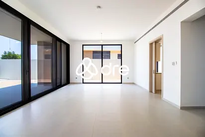 5-bed Villa | Spacious Layout | Quality Finishes