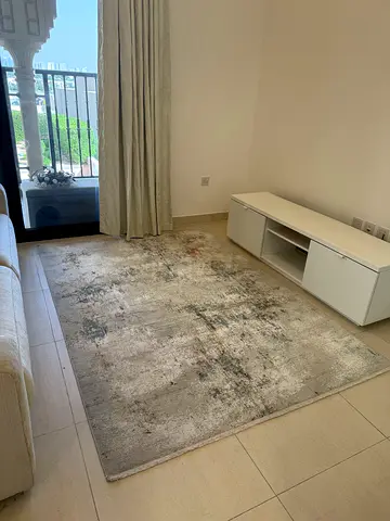 Enaya Modern Abstract Rug – Grey & Beige – Originally AED 1,000